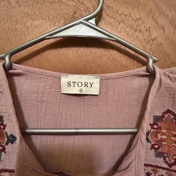 Story Women's Embroidered Tan Blouse - Picture 4 of 7